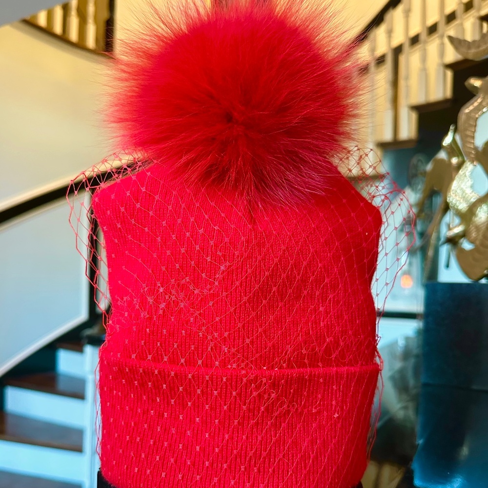 House of Lafayette Pom Beanie With Netting